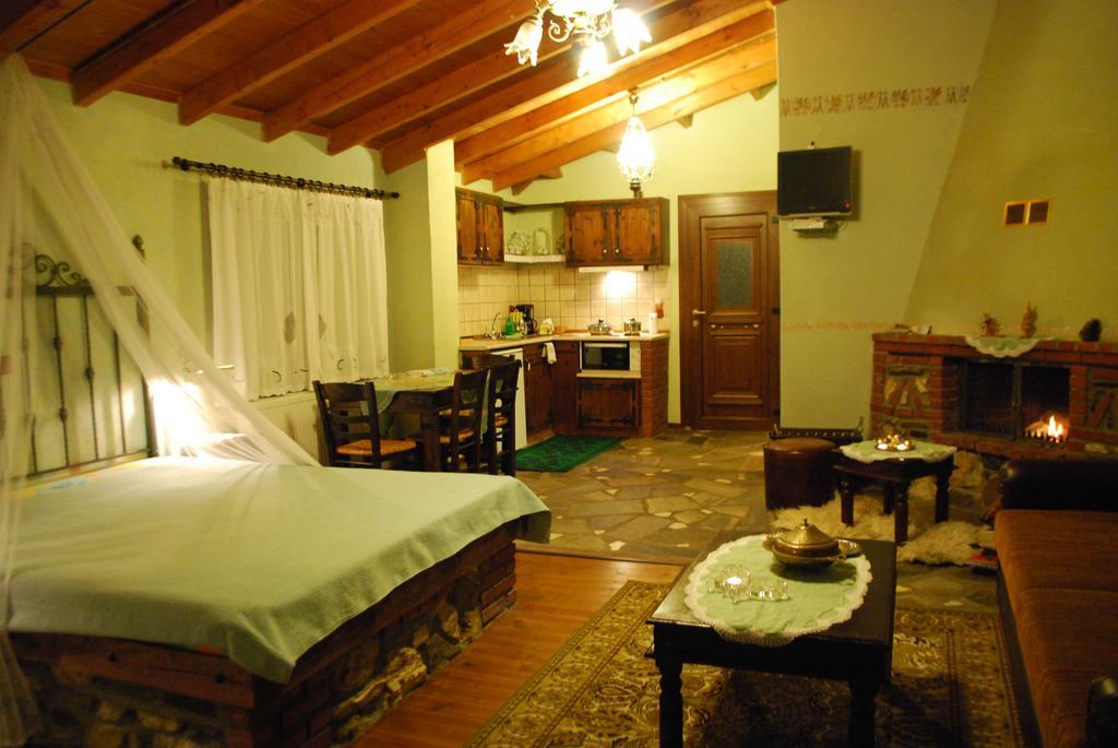 Tzivaeri *