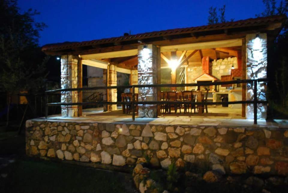 Tzivaeri Apartment *